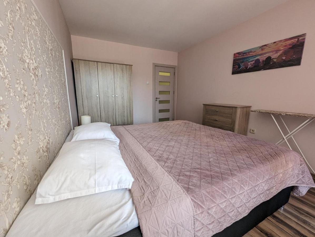 Emalena Apartment Varna Esterno foto